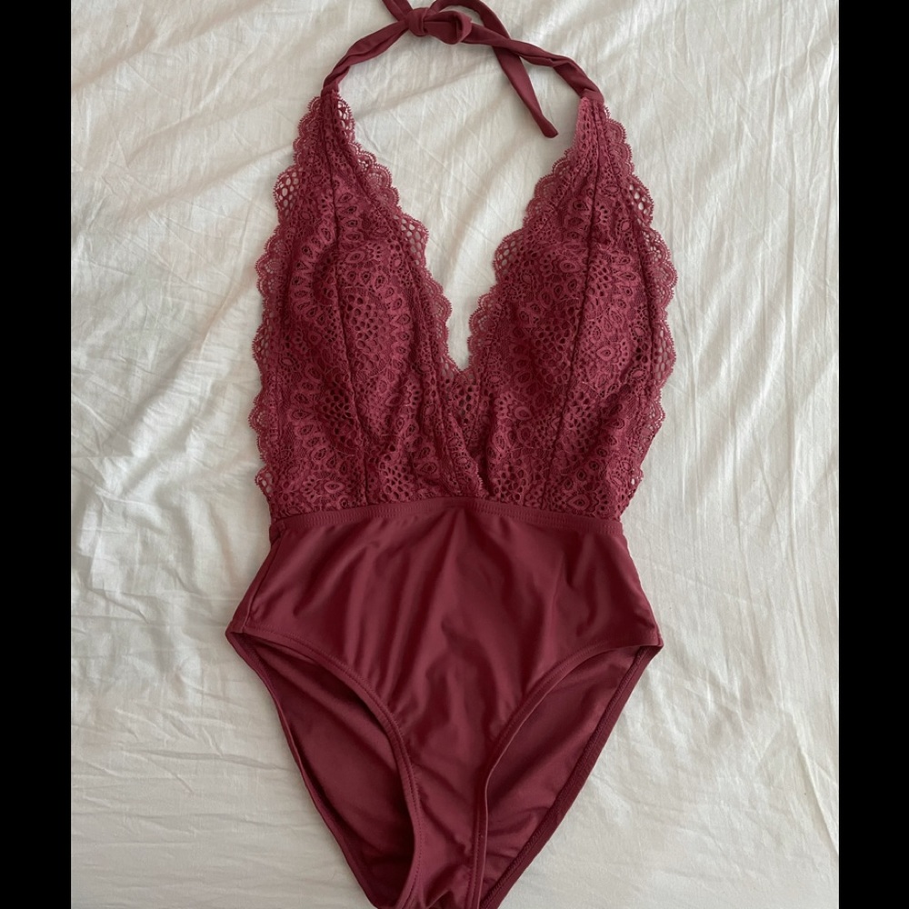 Gorgeous 1 Piece Bathing Suit